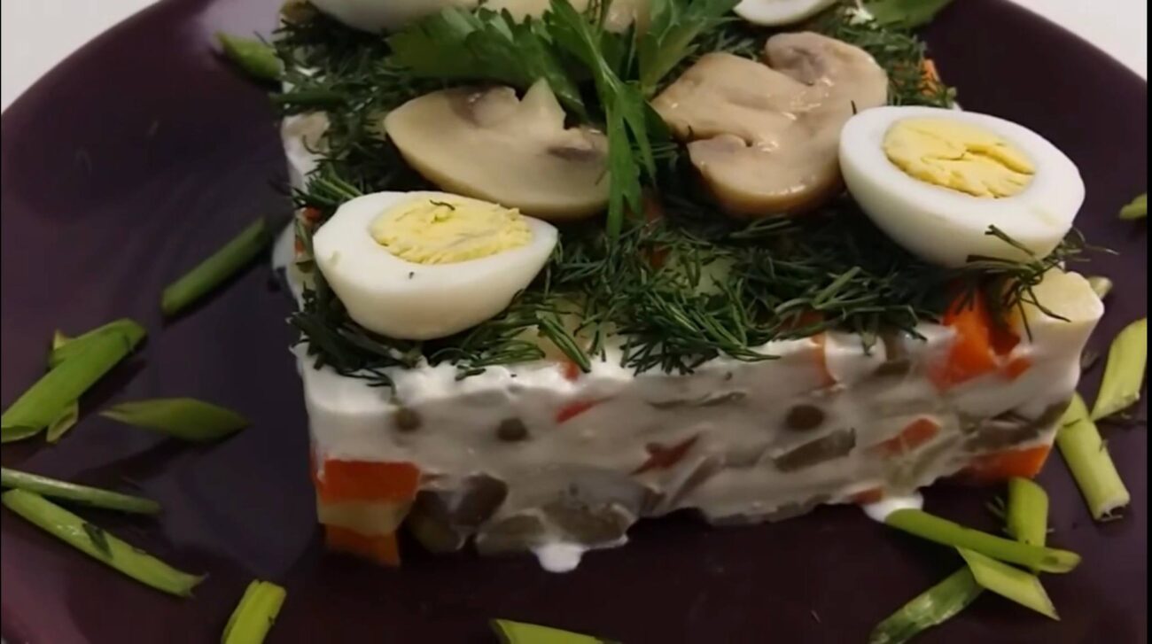 Кулінари розповіли, як приготувати неймовірно смачний салат із зеленим горошком