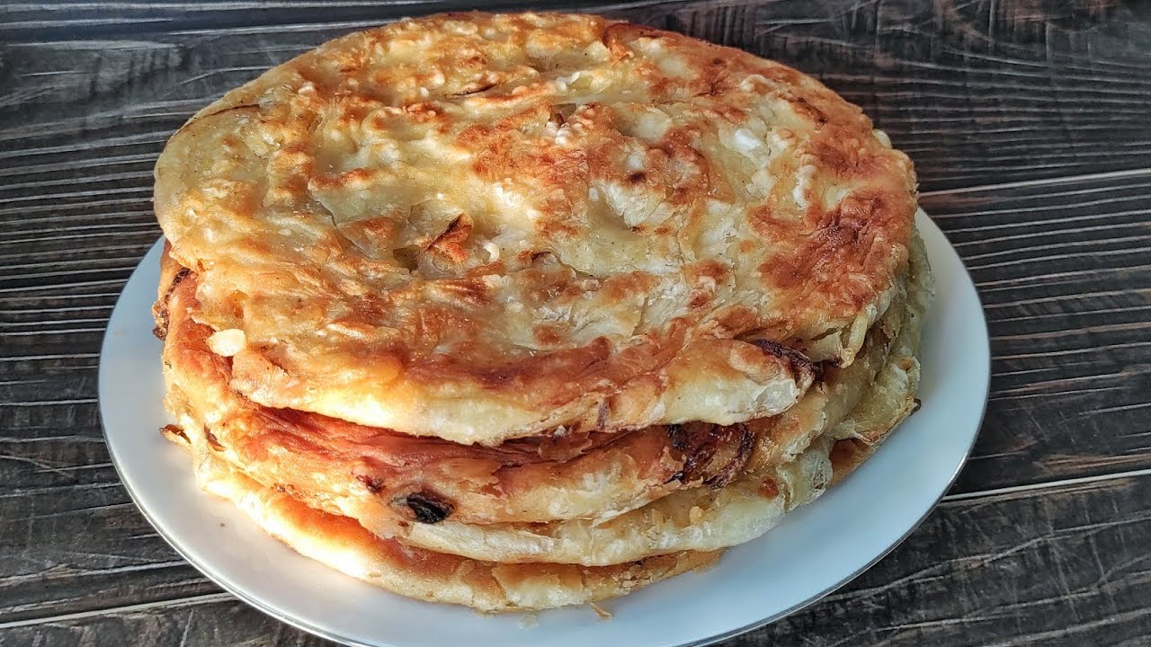 Кулінари поділилися дуже простим рецептом листкових коржиків нашвидкуруч