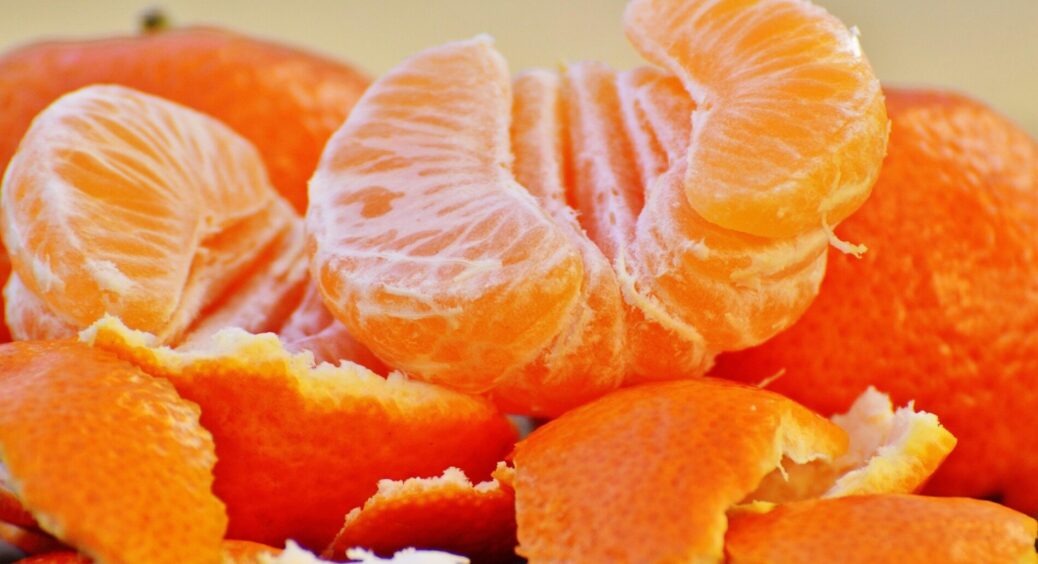 Мандаринові кірки – мій особистий вид “золота” взимку: 4 способи, як я їх використовую з 2005 року 