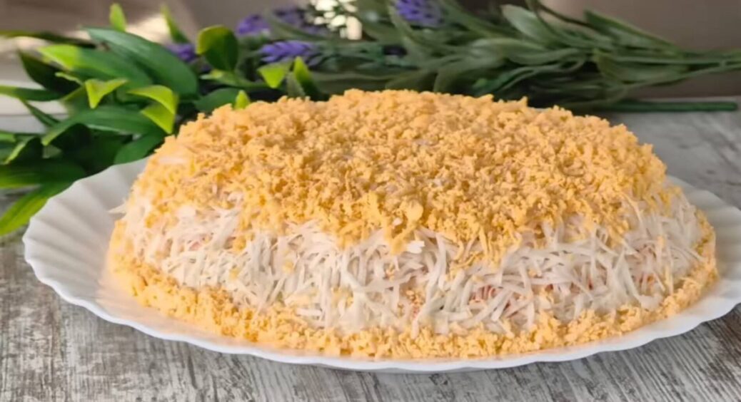 Салат “Афоня” – на родинну вечерю і новорічний стіл: інгредієнти бюджетні, а смак – що аж до сліз 