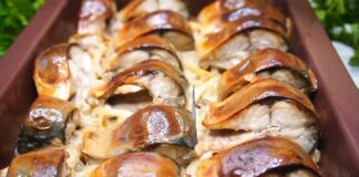 Кулінари розповіли, як приготувати скумбрію з цибулею у пікантному соусі