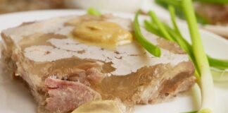 Шеф-кухарі поділилися перевіреним рецептом правильного холодцю