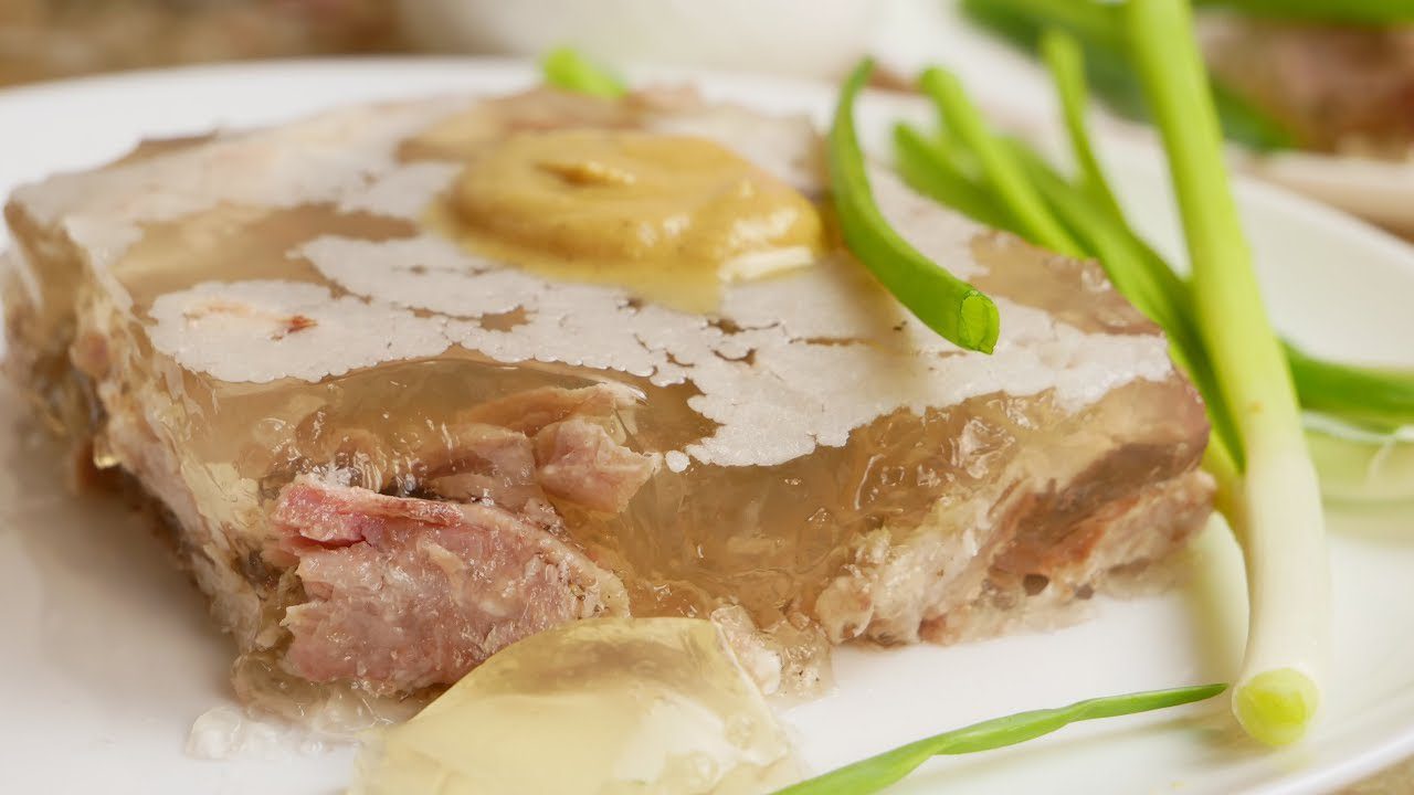 Шеф-кухарі поділилися перевіреним рецептом правильного холодцю