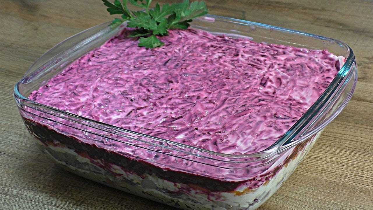 Кулінари поділилися секретом, як покращити класичний салат Шуба