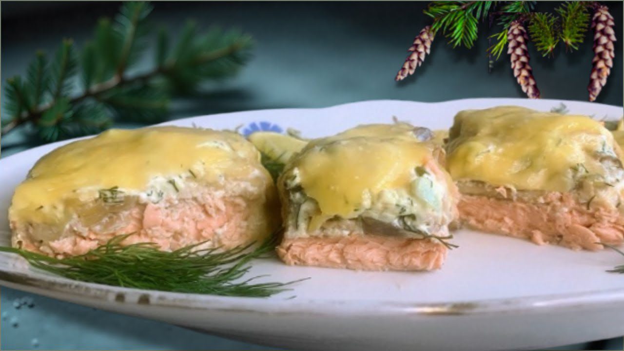 Кулінари поділилися рецептом дуже смачної горбуші, запеченої у духовці за 20 хв