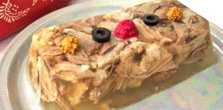 Кулінари розповіли, як приготувати холодець зі свинячих ніжок та яловичини