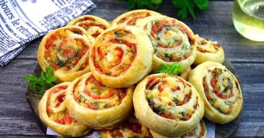 Кухарі назвали рецепт смачних плюшок до чаю за 17 хвилин