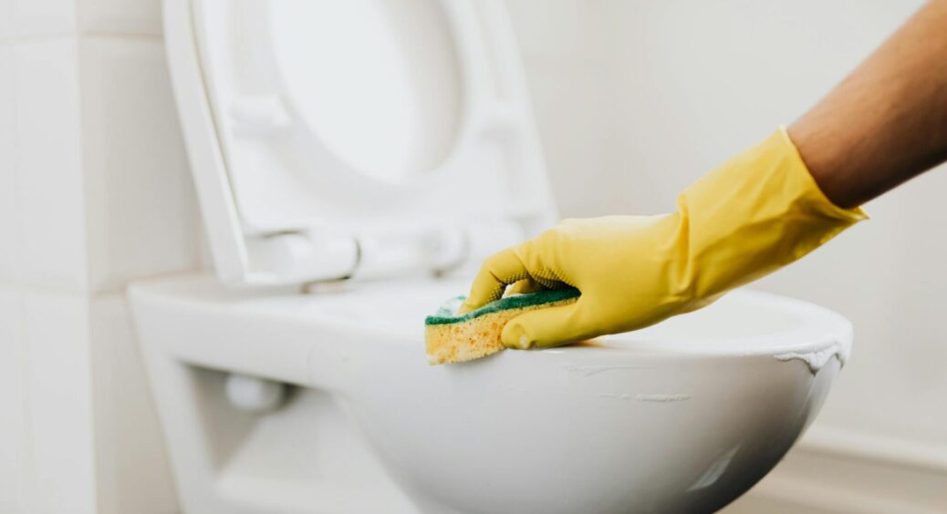 Унітаз білий – і без краплі хімії: заливаю 200 мл суміші в бачок і чекаю 10 хв. Працює на 10 з 10! 