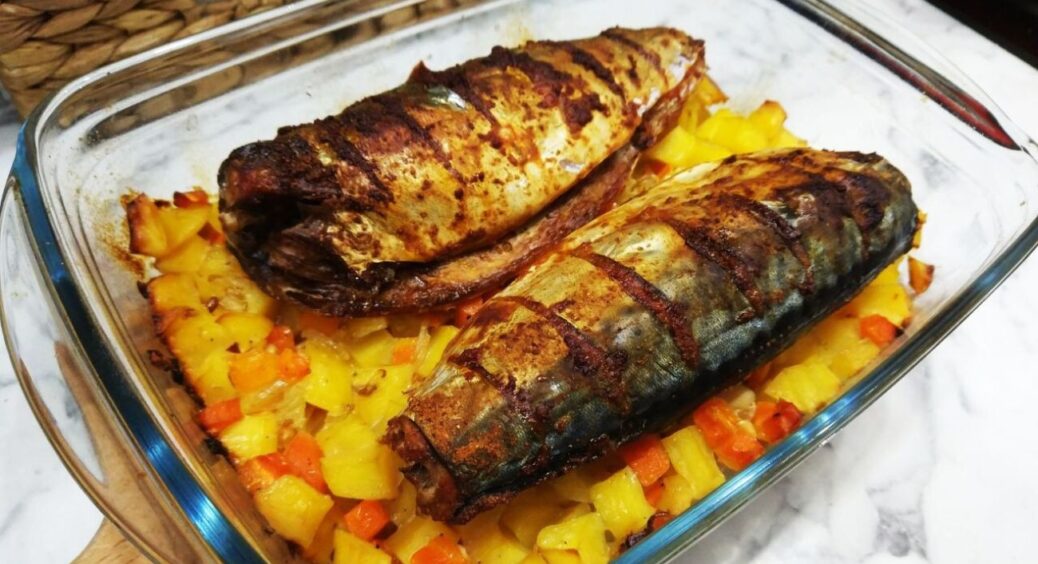 У ресторані подали скумбрію на “картопляній подушці” за 2000 грн: випросила рецепт – і тепер готую вдома 