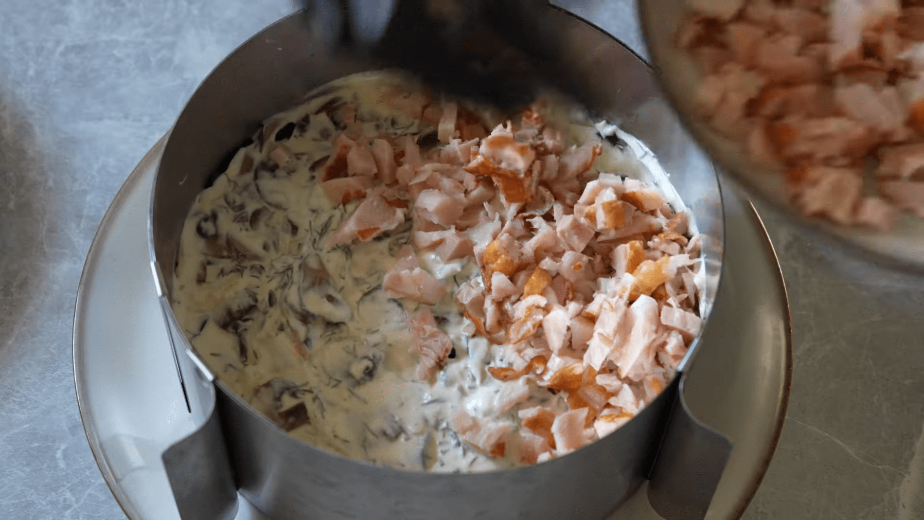 Експерти розповіли, як приготувати смачний салат для гостей