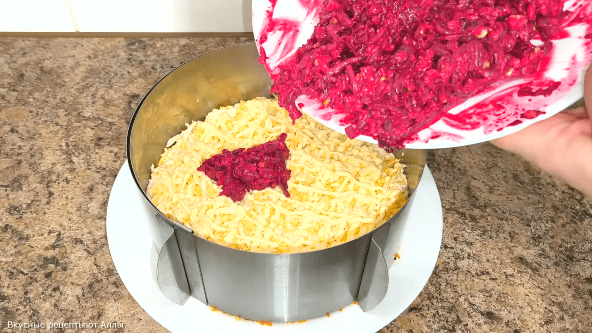 Експерти розповіли, як приготувати бюджетний смачний салат