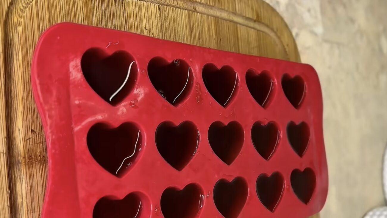 Господині розповіли, яки приготувати низькокалорійний мармелад з двох інгредієнтів 