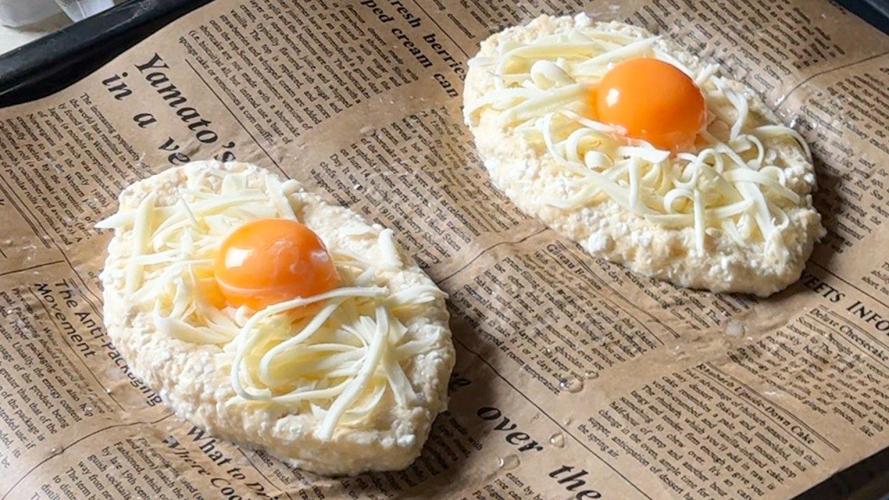 Господині розповіли рецепт хачапурі по-аджарськи, яке готується 10 хвилин 