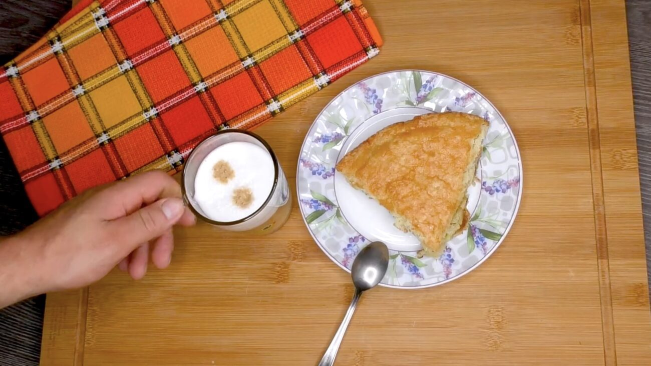 Господині розповіли, як приготувати смачний і простий пиріг з одного яйця Господині розповіли, як приготувати смачний і простий пиріг з одного яйця