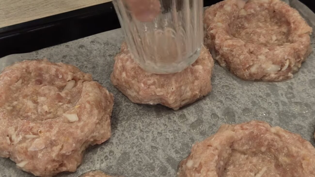 Господині розповіли, як приготувати бюджетну страву з мʼяса на вечерю 