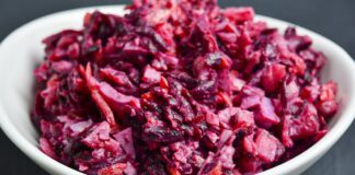 Господині розповіли, як по-новому можна складати салат Шуба 