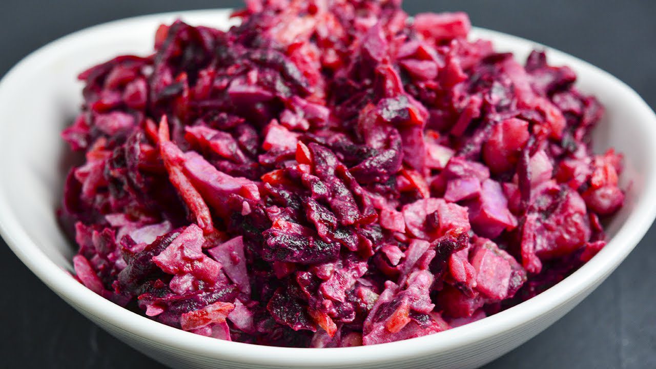 Господині розповіли, як по-новому можна складати салат Шуба 