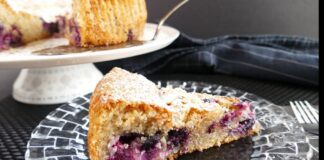 Господині розповіли, що додати у тісто, аби будь-який пиріг був смачним 