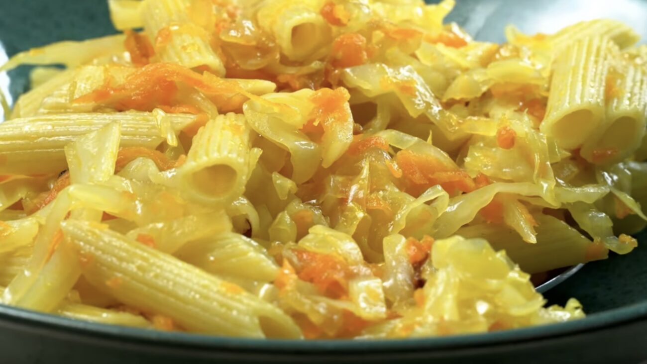 Господині розповіли, як приготувати смачну вечерю з капусти 