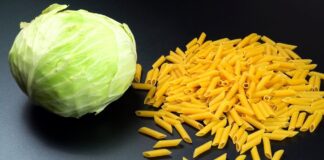 Господині розповіли, як приготувати смачну вечерю з капусти 