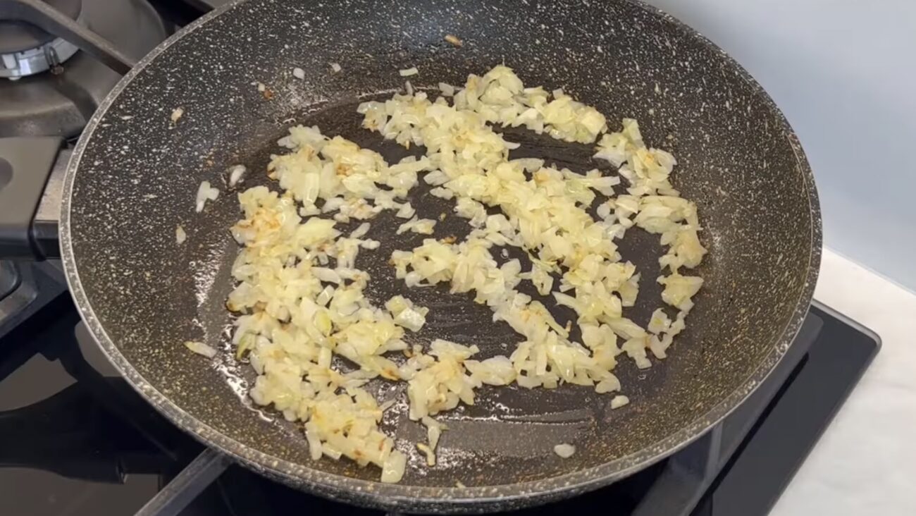 Господині розповіли, як приготувати смачні котлети без мʼяса 