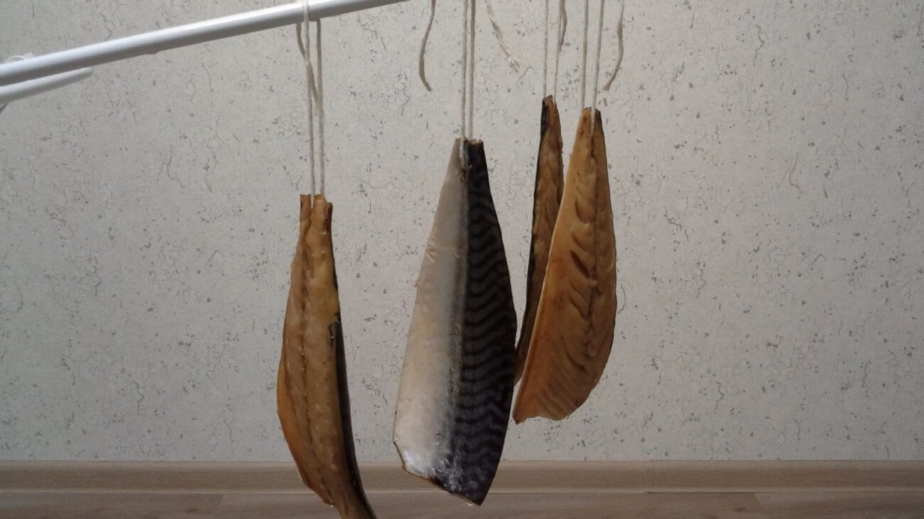 Господині розповіли оригінальний спосіб, як приготувати скумбрію 