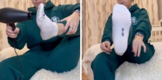 Господині розповіли, що робити з білими шкарпетками, щоб стопи не були брудні 