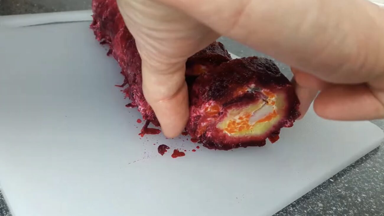 Господині розповіли, як ефектно подати оселедець під шубою 