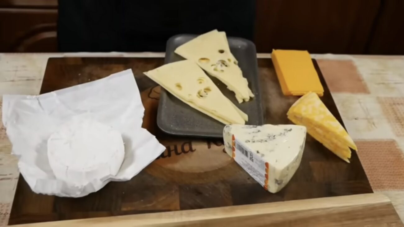 Господині розповіли, як зберігати сирну нарізку, щоб вона не завітрювалася Господині розповіли, як зберігати сирну нарізку, щоб вона не завітрювалася