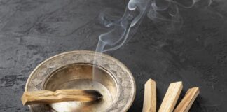 Експерти назвали ароматне дерево, яке можна запалювати вдома 