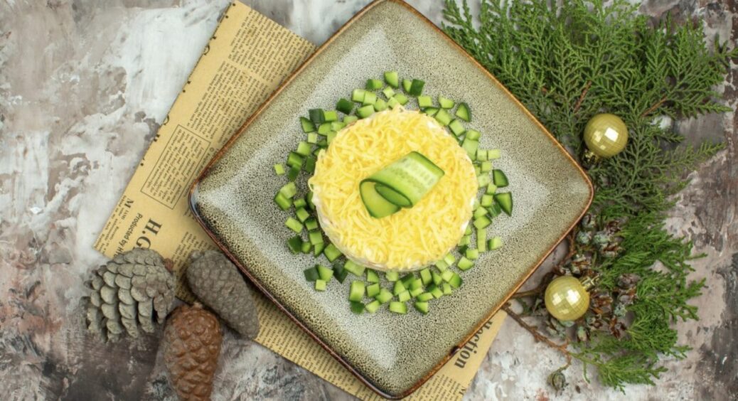 Готую “Шубу” по-новому: прибрала з рецепта картоплю, а додала 1 несподіваний шар – салат став легким 