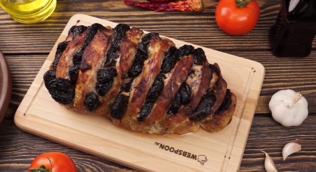 Понад 30 років запікаю телятину саме так: додаю чорнослив та 1 секретну спецію – смак на 1000 з 10 