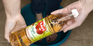 Експерти розповіли, навіщо робити ванночки для ніг з оцтом