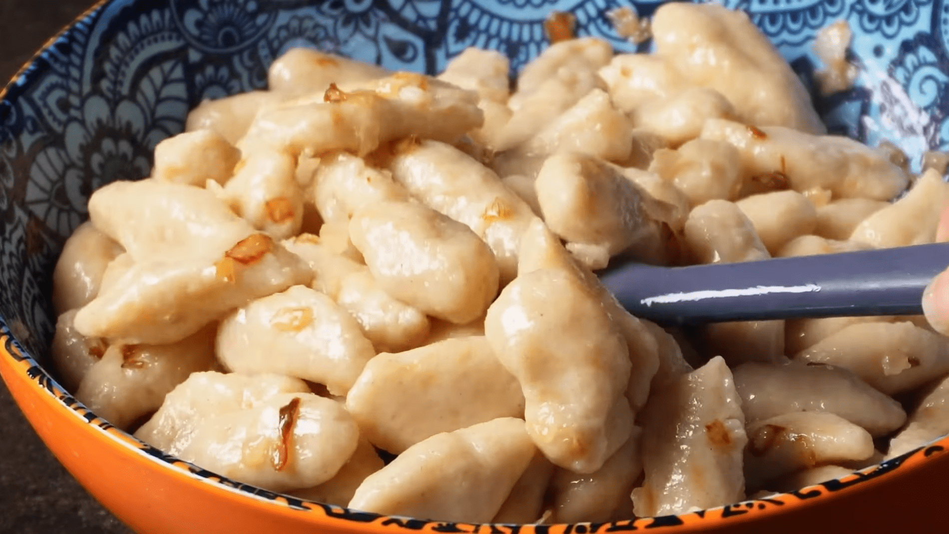 Експерти розповіли, як приготувати ліниві вареники з картоплею