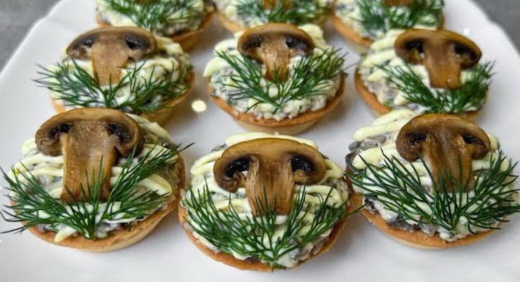 “Грибна поляна” то вже не салат, а закуска! 200 г печериць + плавлений сирок + часник: просто і смачно 