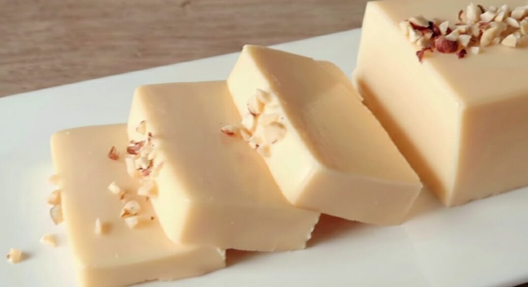 Мені відключення світла “до фєні” – роблю цей десерт без випічки: тане у роті, справжня “райська” насолода 