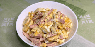 Експерти розповіли, як приготувати смачний салат із копченою ковбасою