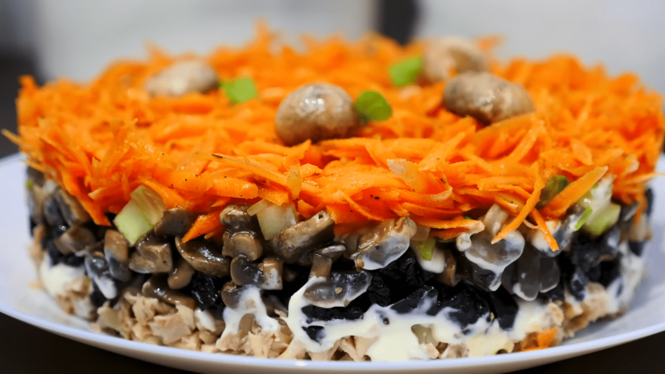 Експерти розповіли, як приготувати цікавий салат на Новий рік