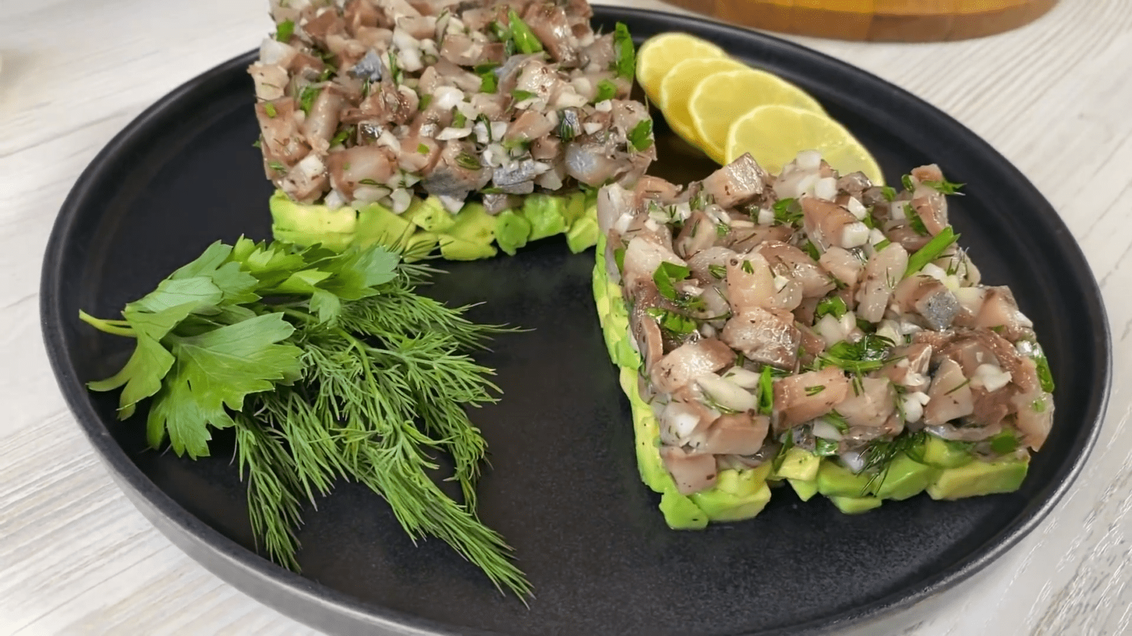 Кулінари розповіли, як приготувати смачну закуску з оселедцем