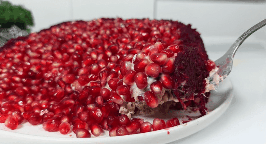 Ніхто не готує цей салат – а дарма! Гості з’їли все за 10 хвилин і давали за рецепт гроші, так зайшов 