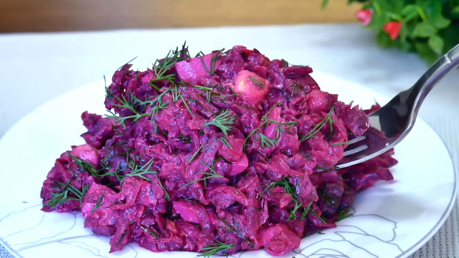 Кухарі розповіли, як приготувати смачний салат з буряка