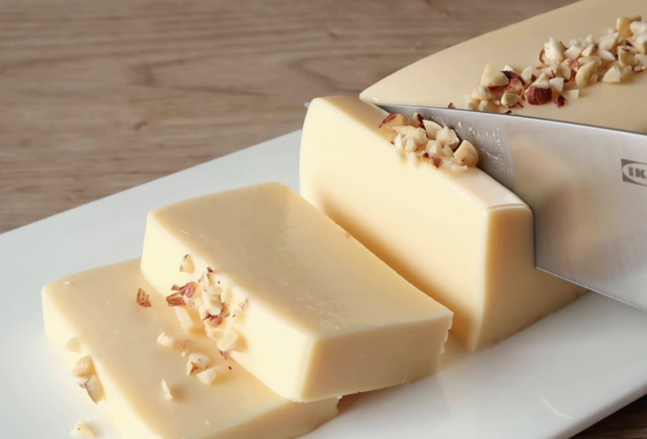 Кулінари поділилися рецептом молочного десерту без випічки