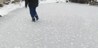 Експерти розповіли, як зробити зимове взуття безпечнішим під час ожеледі