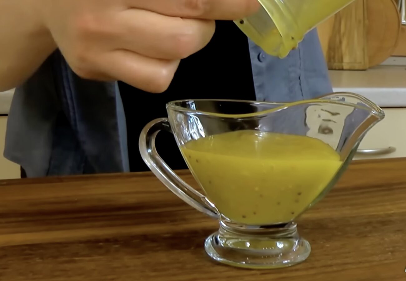 Кулінари поділилися рецептом французької заправки для салатів