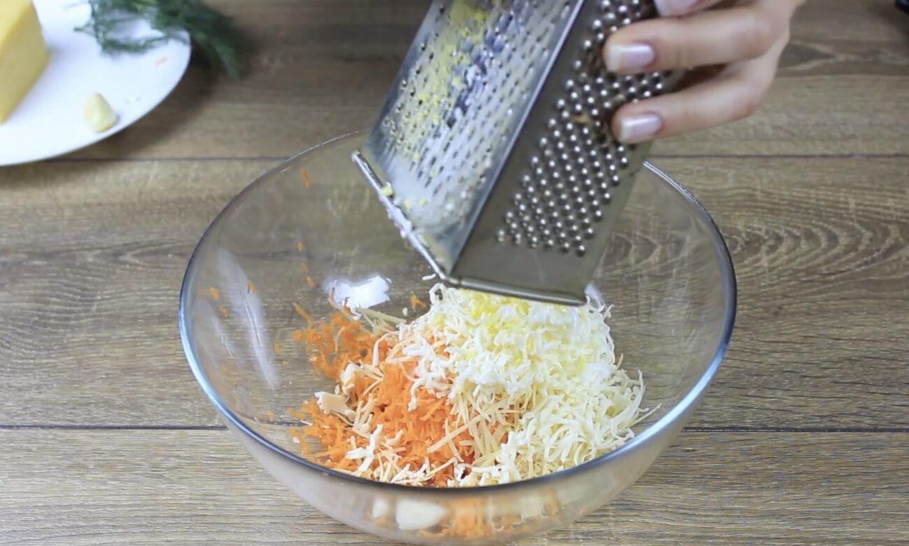 Кулінари поділилися універсальним рецептом начинки для приготування закусок Кулінари поділилися універсальним рецептом начинки для приготування закусок