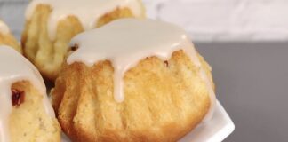 Кулінари поділилися перевіреним рецептом ромової баби