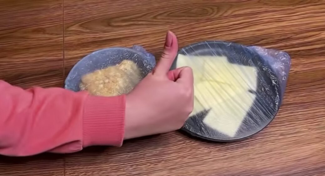 Чоловік з роботи приніс 20 пар бахіл – кожній знайшла застосування вдома: топ-7 ідей для побуту 