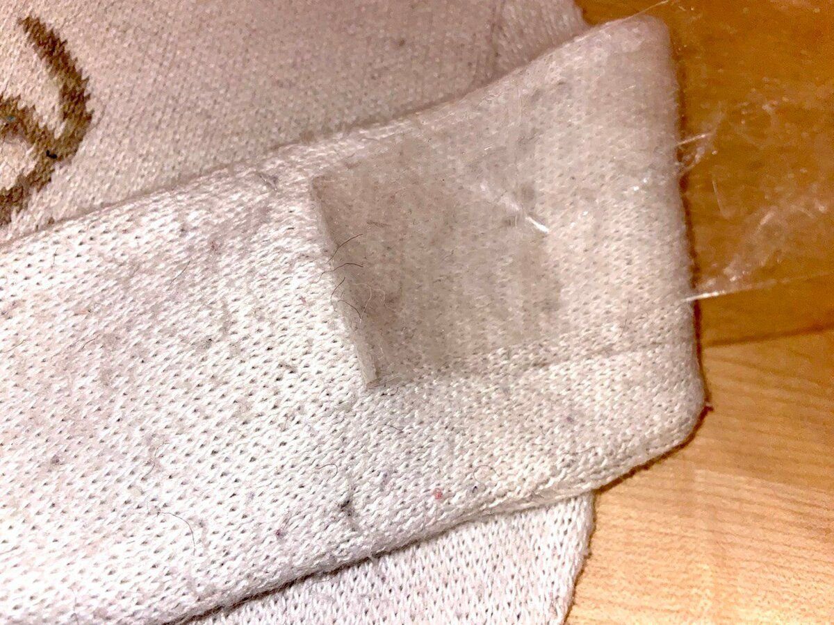 Експерти розповіли, який простий спосіб допоможе позбутись від ковтунців на светрі швидко