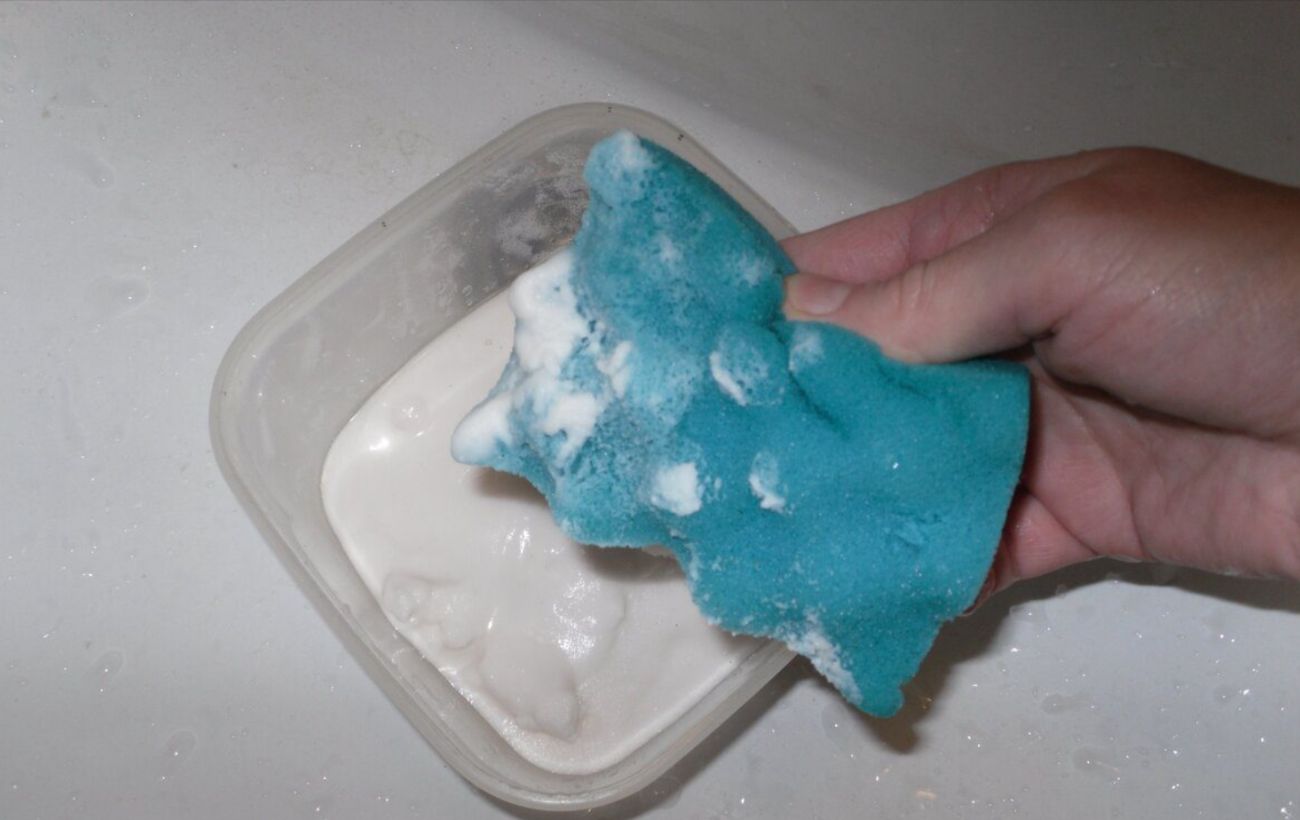 Експерти розповіли, як за допомогою простої спеції очистити плитку у ванній кімнаті – поради