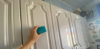 Господині розповіли, як вимити кухонні фасади без хімії